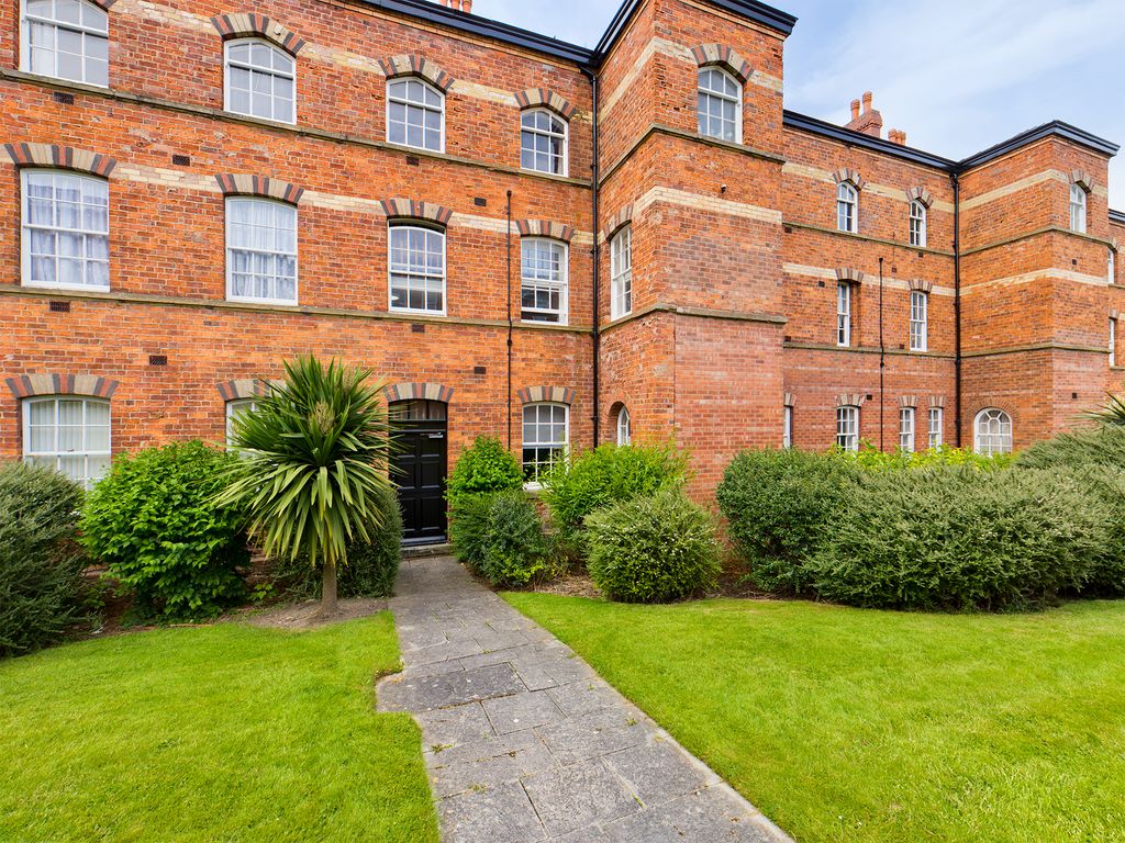 2 bed flat for sale in Northgate Lodge, Skinner Lane, Pontefract WF8