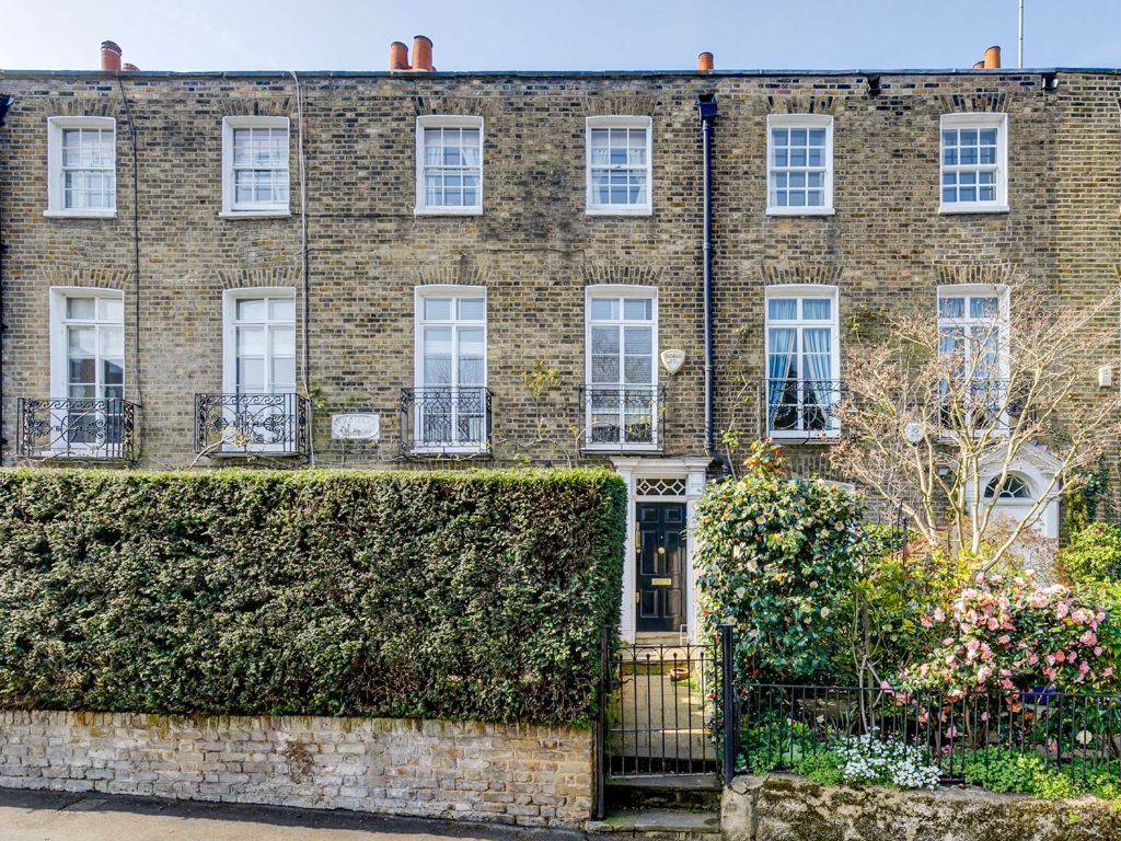 North Hill, London N6  