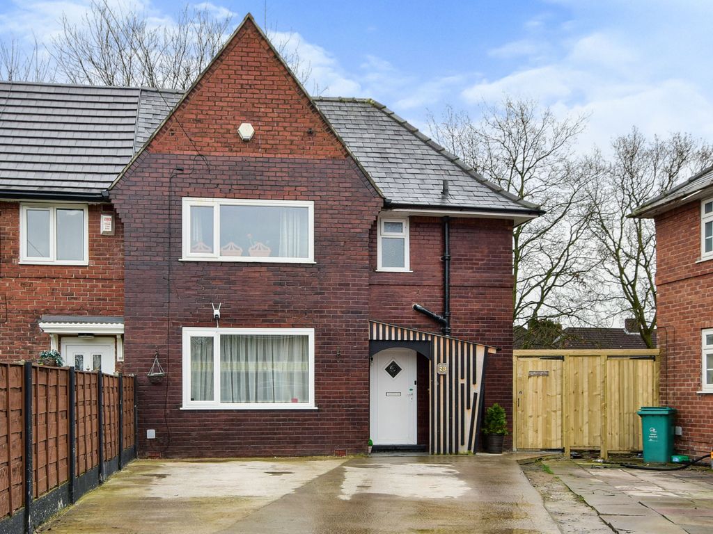 3 bed semidetached house for sale in Newhey Avenue, Manchester