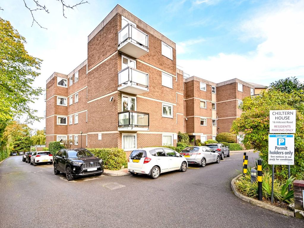 3 bed flat for sale in Hillcrest Road, Ealing, London W5, £575,000 Zoopla