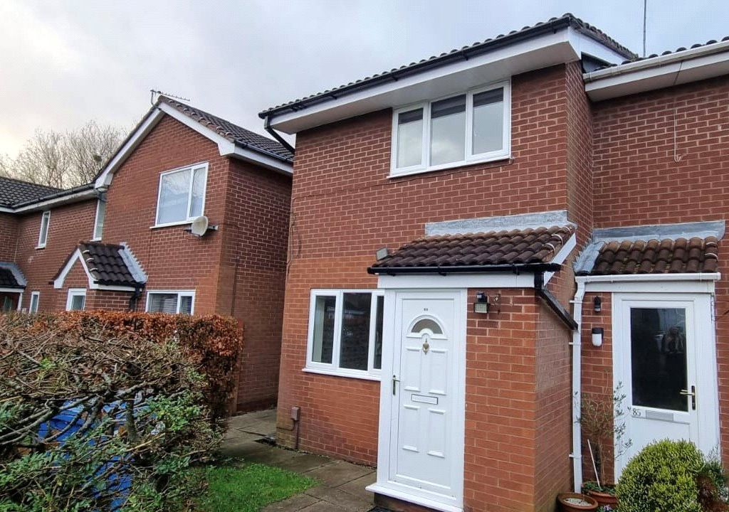 2 bed end terrace house for sale in Dove Close, Birchwood, Warrington