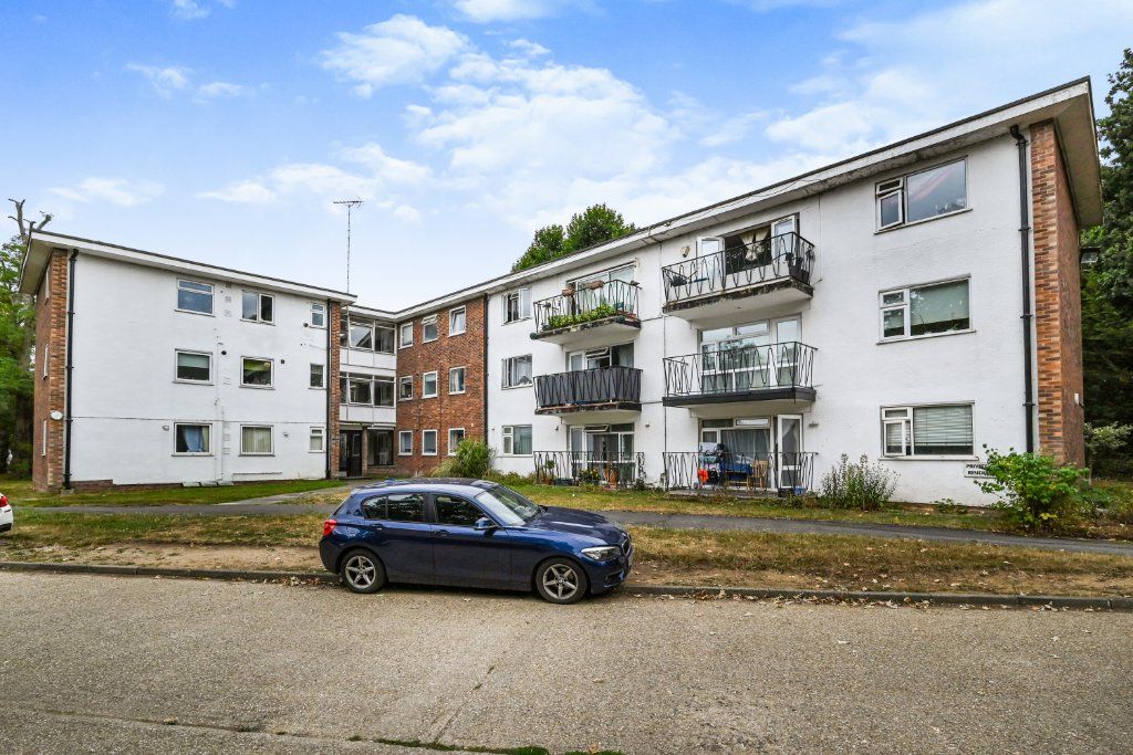 2 bed flat for sale in Copperdale Close, Earley, Reading RG6 Zoopla