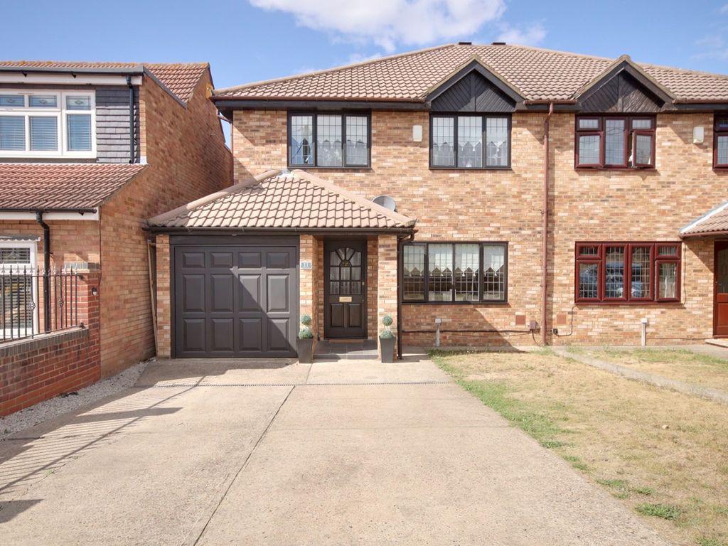 4 bed semidetached house for sale in Abbey Wood Lane, Rainham RM13 Zoopla