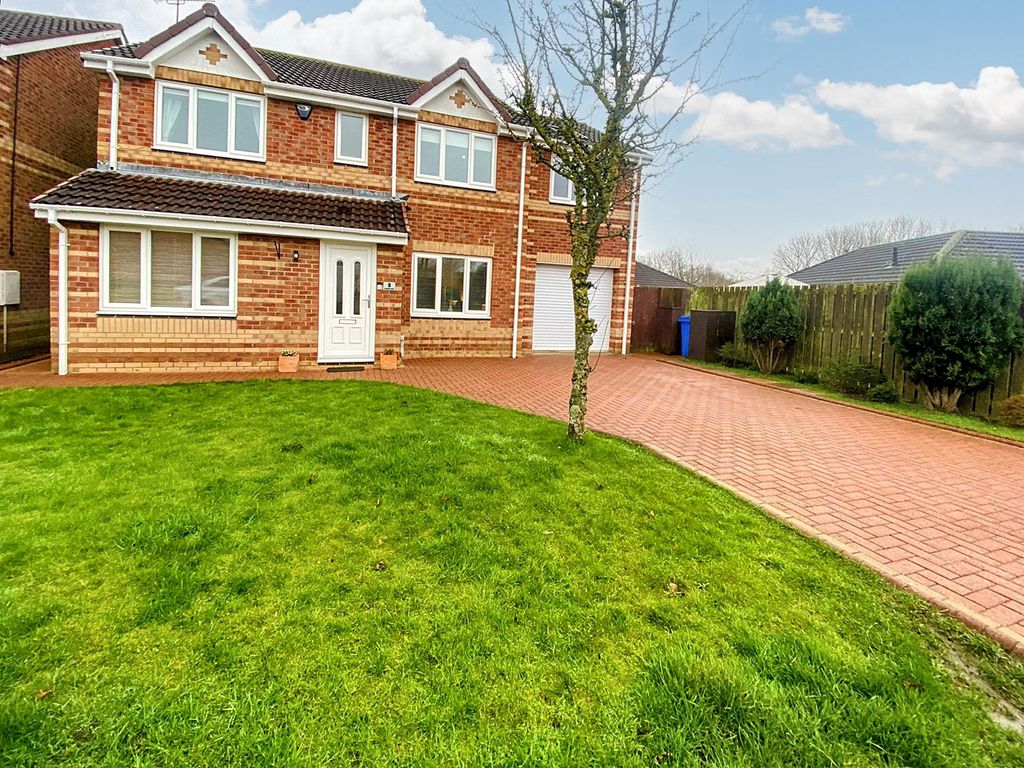 4 bed detached house for sale in Brunton Way, Cramlington NE23, £
