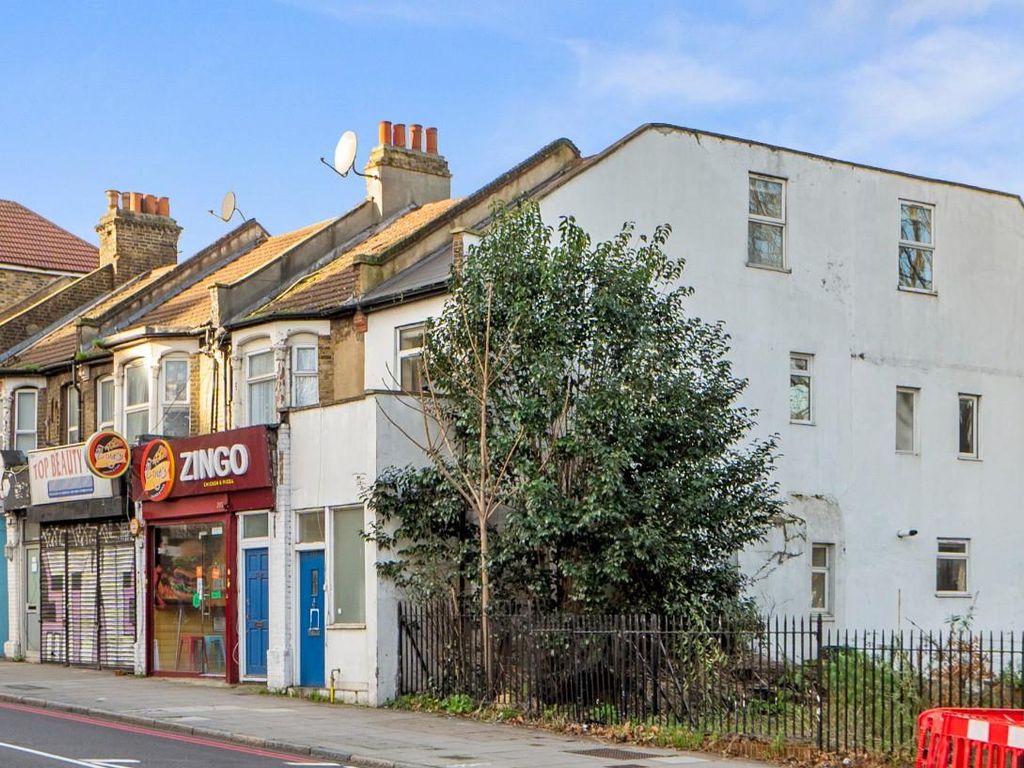 4 bed end terrace house for sale in Homerton High Street, London E9, £475,000 Zoopla