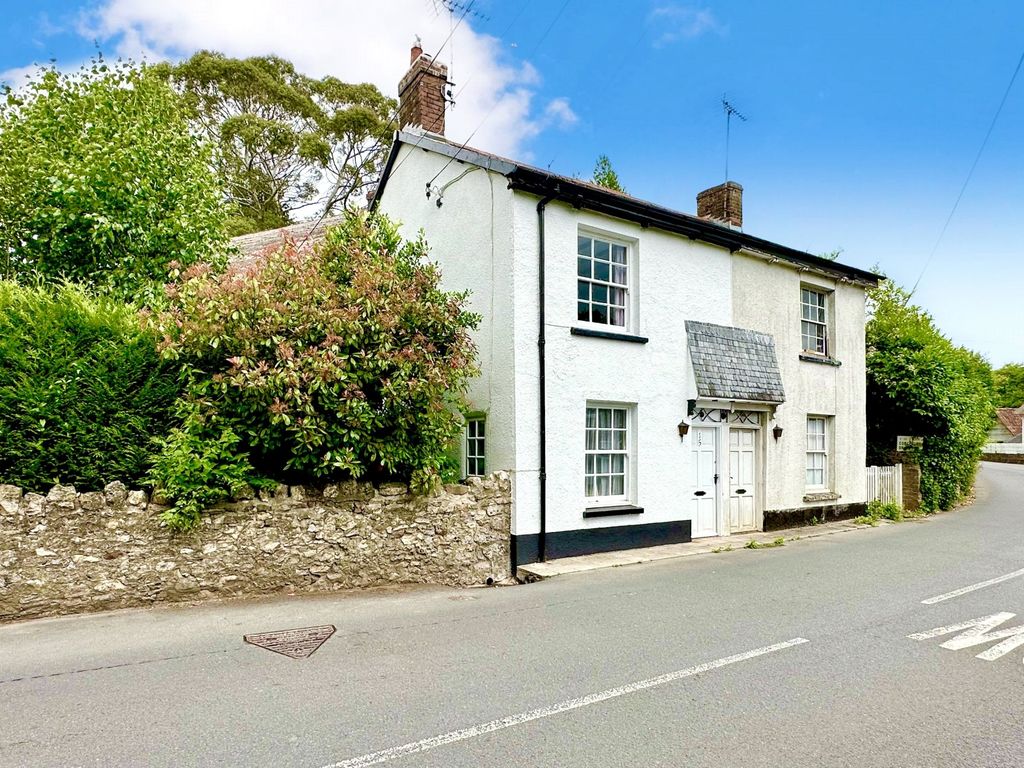 2 bed semidetached house for sale in Cotford Road, Sidbury, Sidmouth