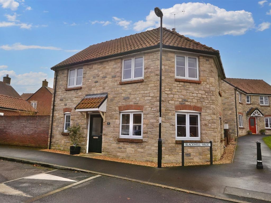 3 bed semidetached house for sale in School Drive, Crossways