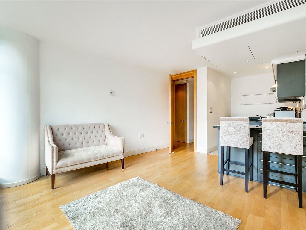 1 bed flat to rent in Parliament View, 1 Albert Embankment, Lambeth