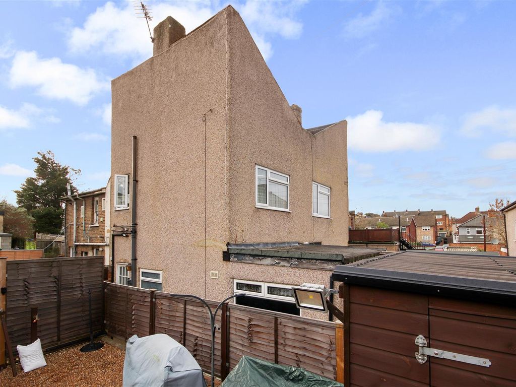 1 bed for sale in Dartford Road, Dartford DA1, £215,000 Zoopla