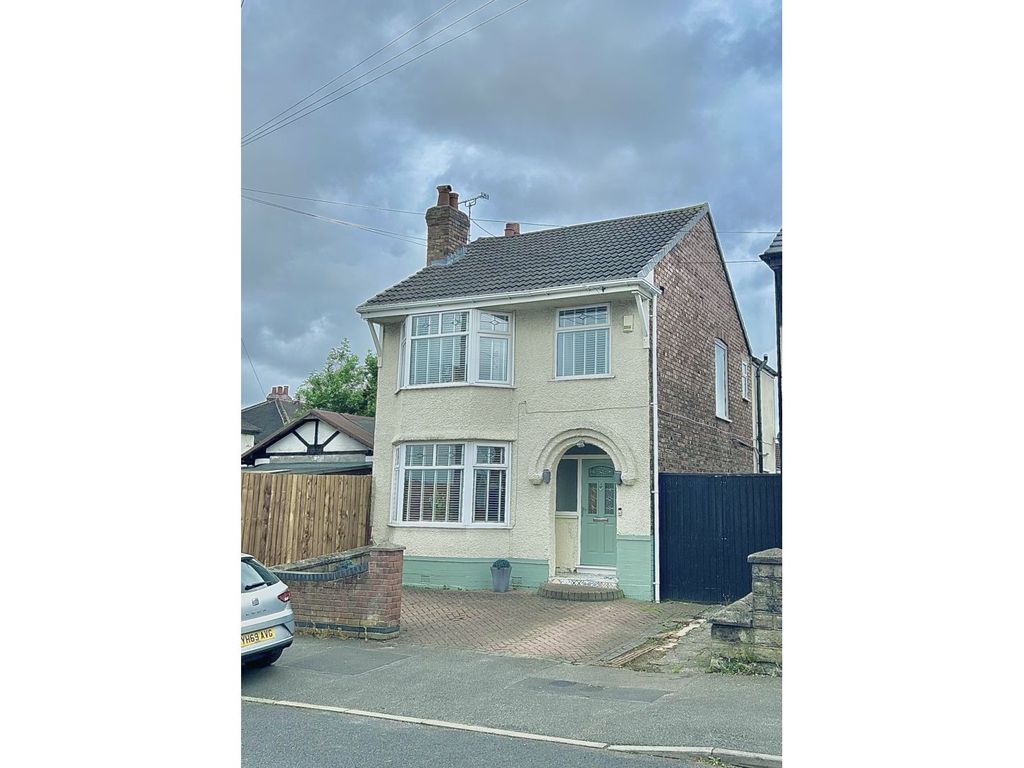 3 bed detached house for sale in Alcester Road, Liverpool L12, £380,000