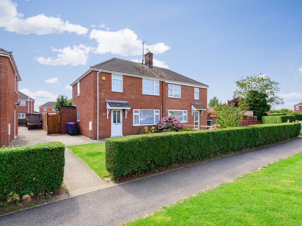 3 bed semidetached house for sale in Parthian Avenue, Wyberton PE21 Zoopla