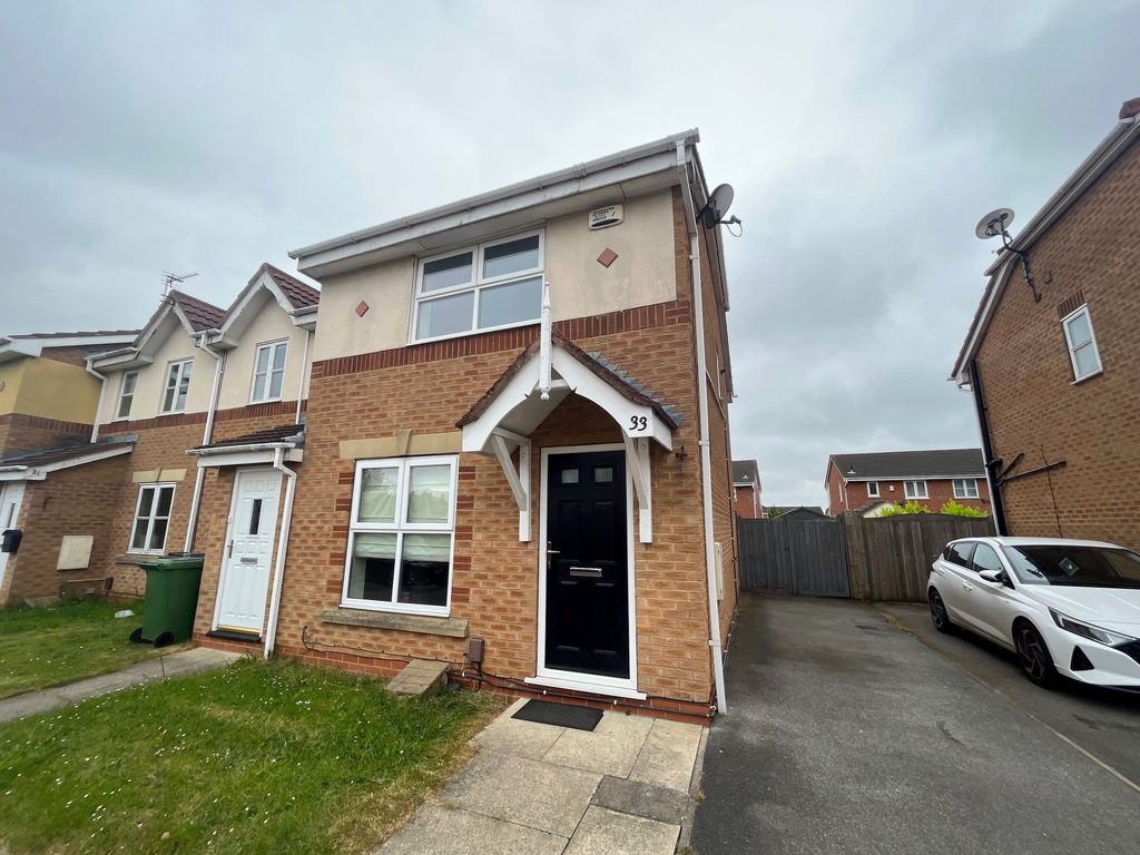 3 bed terraced house to rent in Buckingham Grove, Scartho Top, Grimsby