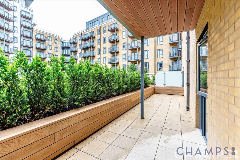 Caversham Road, London NW9  