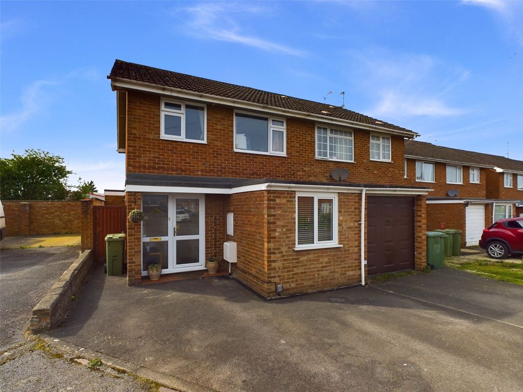 3 bed semidetached house for sale in Stanwick Drive, Cheltenham, Gloucestershire GL51, £300,000