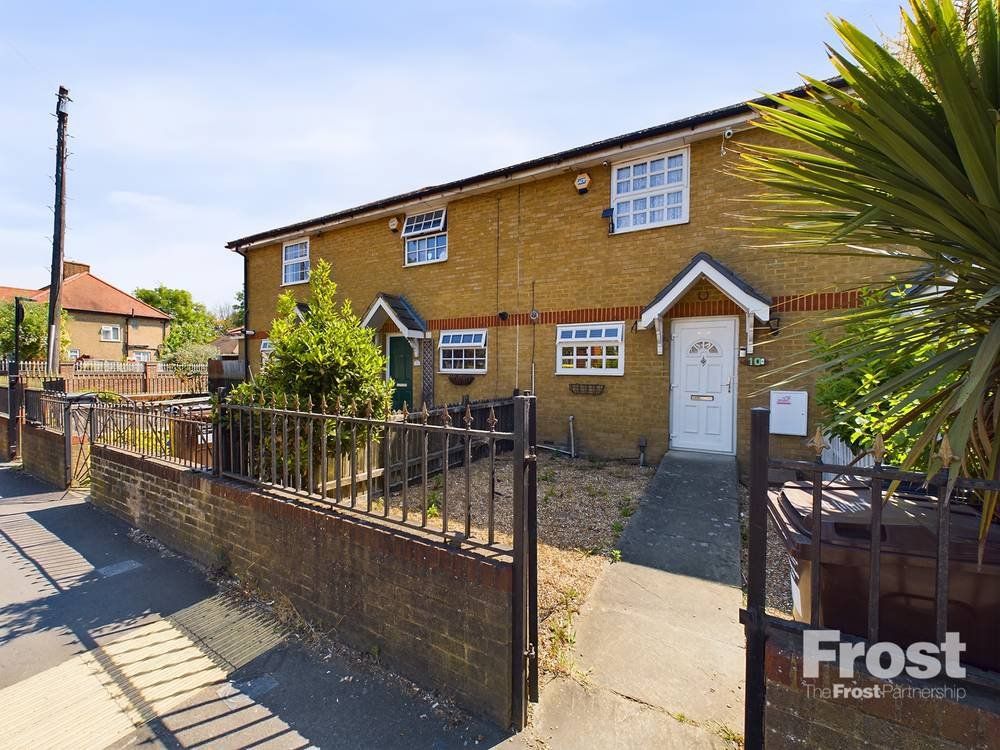 2 bed terraced house for sale in Hounslow Road, Hanworth, Feltham TW13