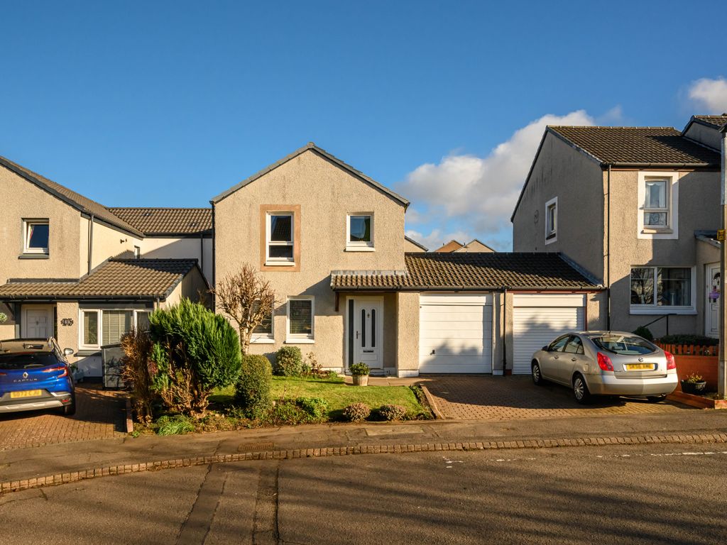 3 bed villa for sale in 11 Fauldburn, Edinburgh EH12, £295,000 Zoopla