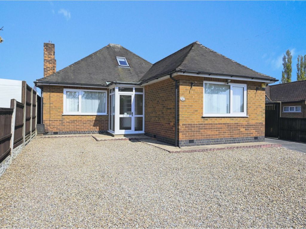 3 bed detached bungalow for sale in Oakdale Road, Carlton NG4 Zoopla