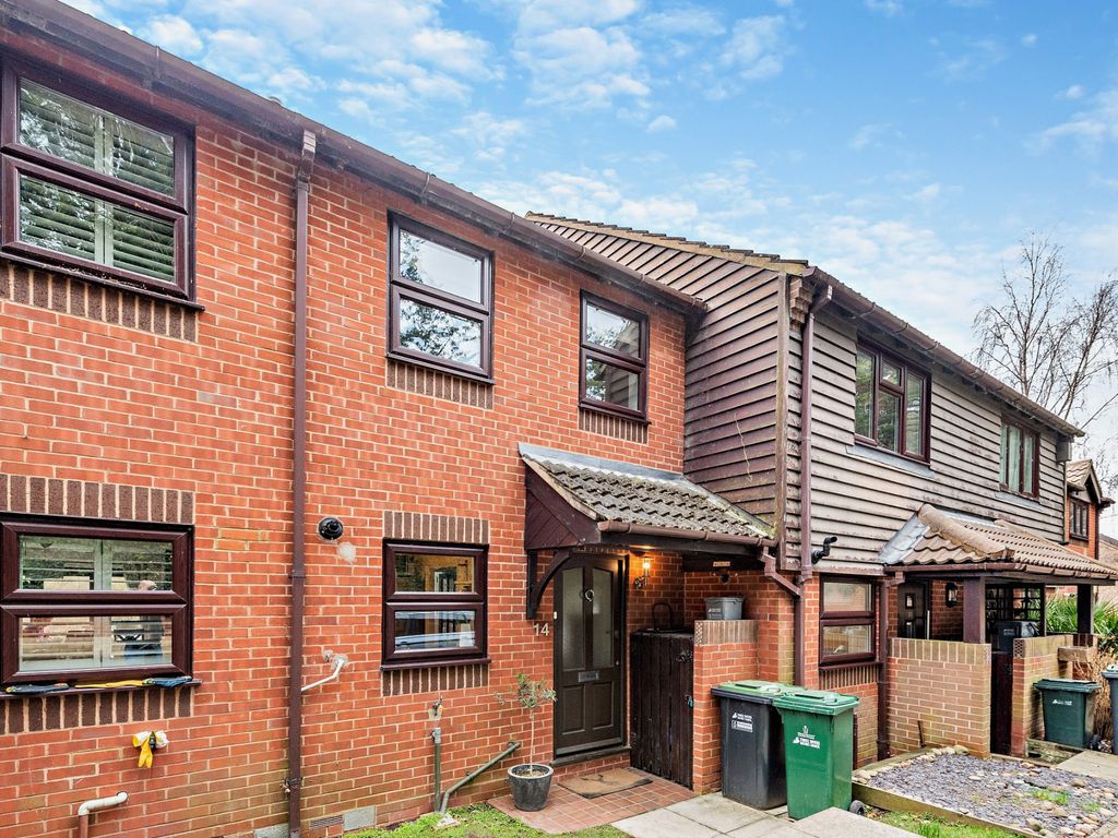 3 bed terraced house for sale in The Willows, Mill End, Rickmansworth