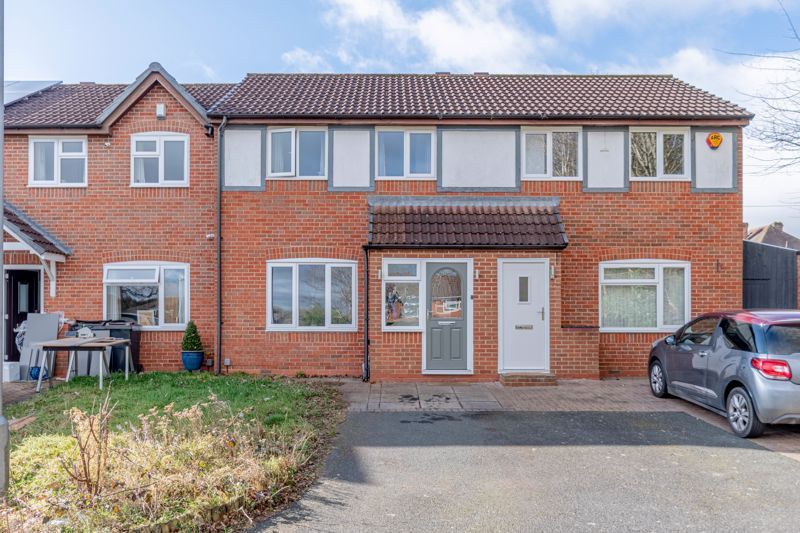 2 bed terraced house for sale in Robinsfield Drive, West Heath