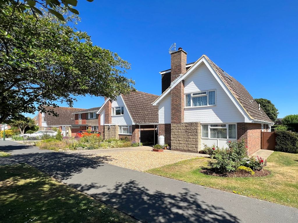 3 bed detached house for sale in Denshire Drive, Storrington, West