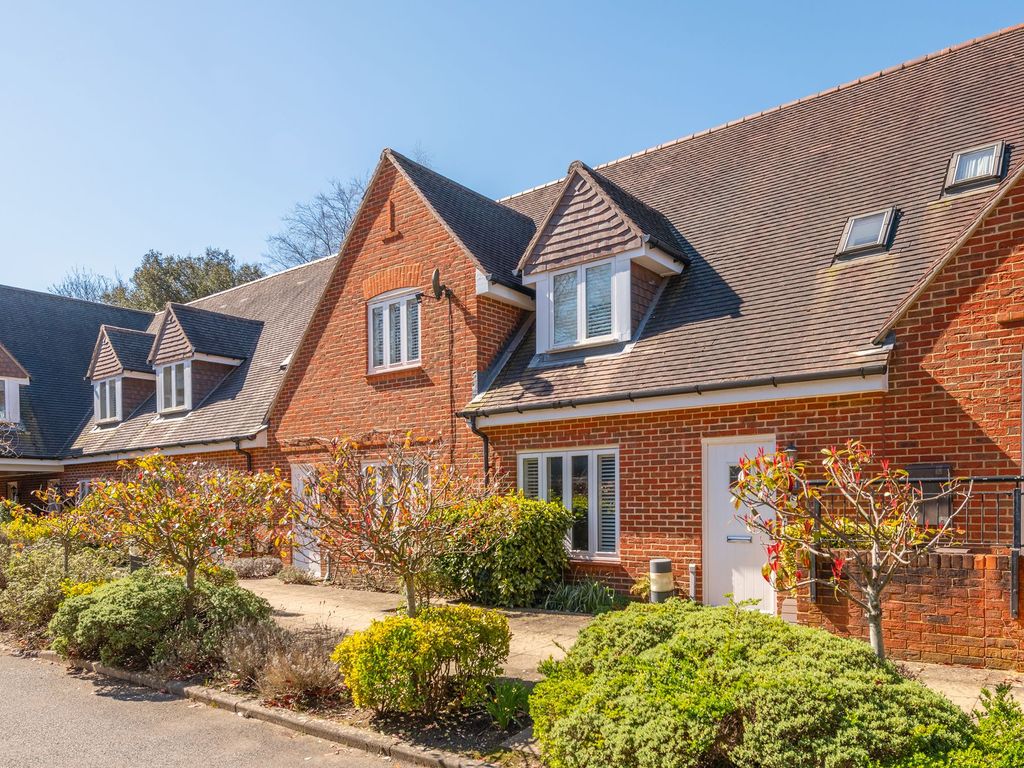 2 bed terraced house for sale in Charlwood Place, Reigate RH2 Zoopla