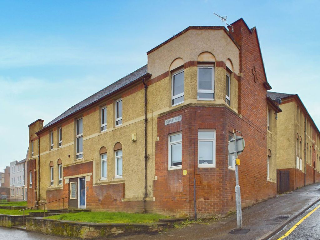 2 bed flat for sale in John Street, Hamilton ML3, £70,000 Zoopla