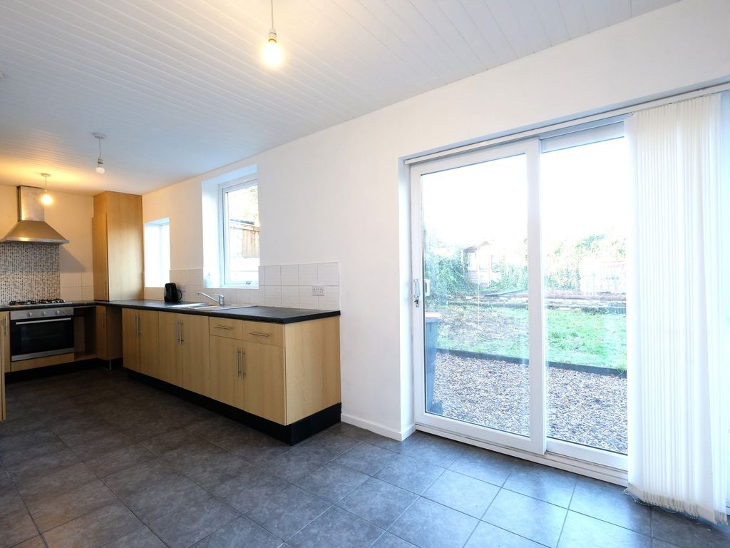 3 bed semidetached house for sale in Maple Avenue, Eccles M30, £