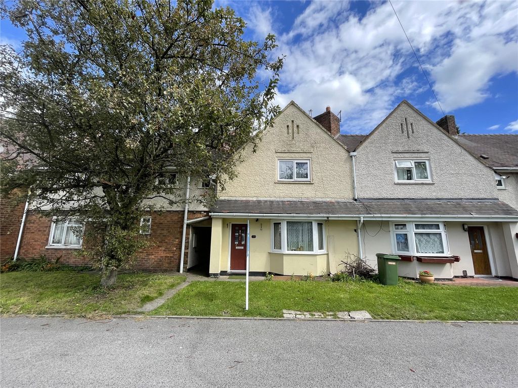 3 bed terraced house for sale in The Square, Parkfields, Wolverhampton