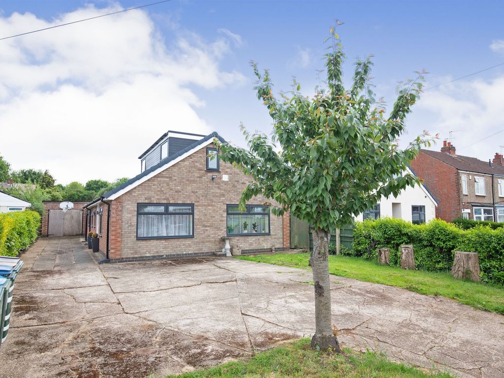 4 bed detached bungalow for sale in St. James Lane, Willenhall