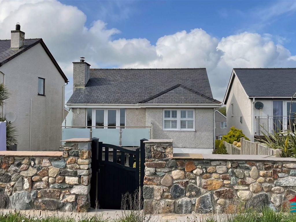 4 bed detached house for sale in Sea Front, Bro Cymerau, Pwllheli LL53