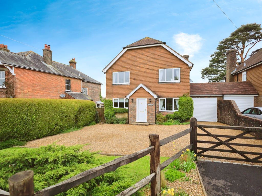 4 bed detached house for sale in Sheepsetting Lane, Cross In Hand, Heathfield, East Sussex TN21