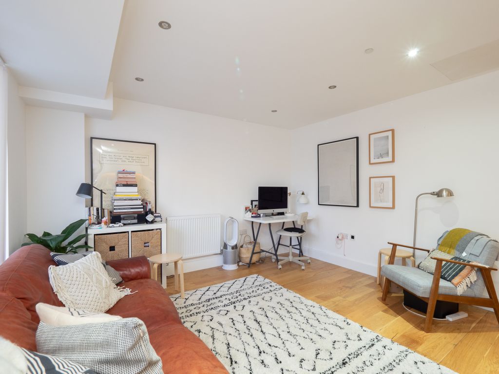 1 bed flat to rent in Sutton Court Road, Sutton, Surrey SM1 Zoopla