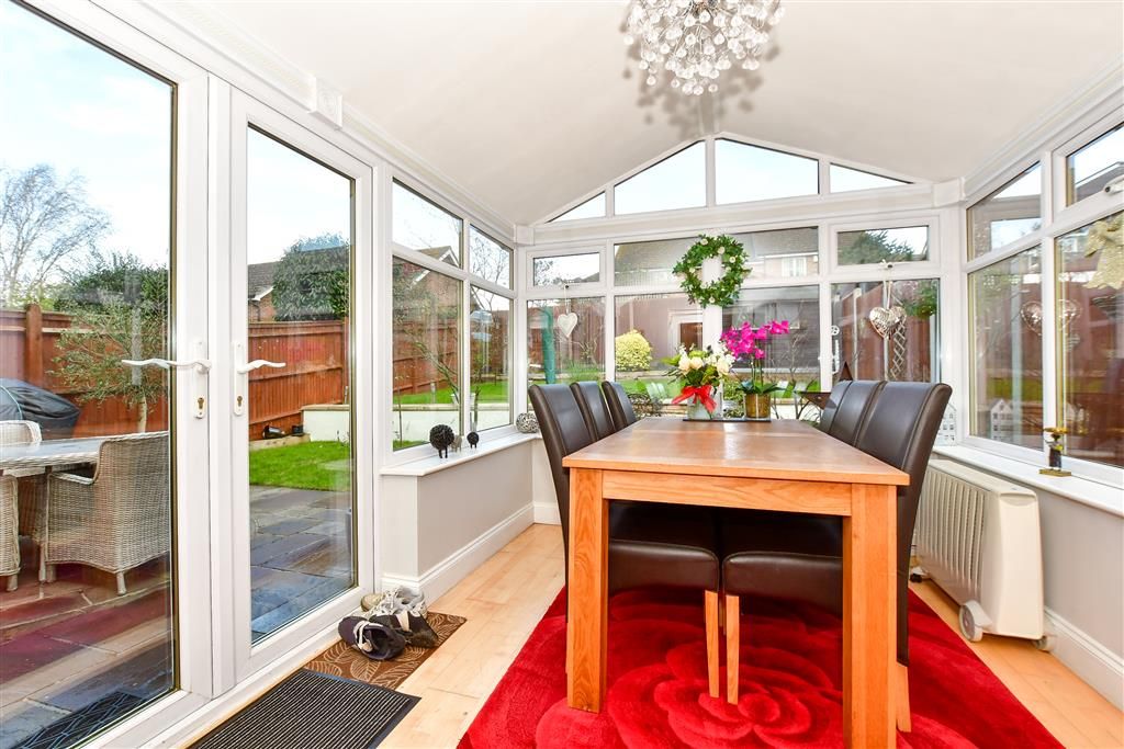 3 bed detached house for sale in Darenth Park Avenue, Darenth Village