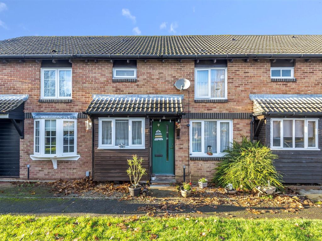 1 bed terraced house for sale in Ruskin Close, Basingstoke RG21 Zoopla