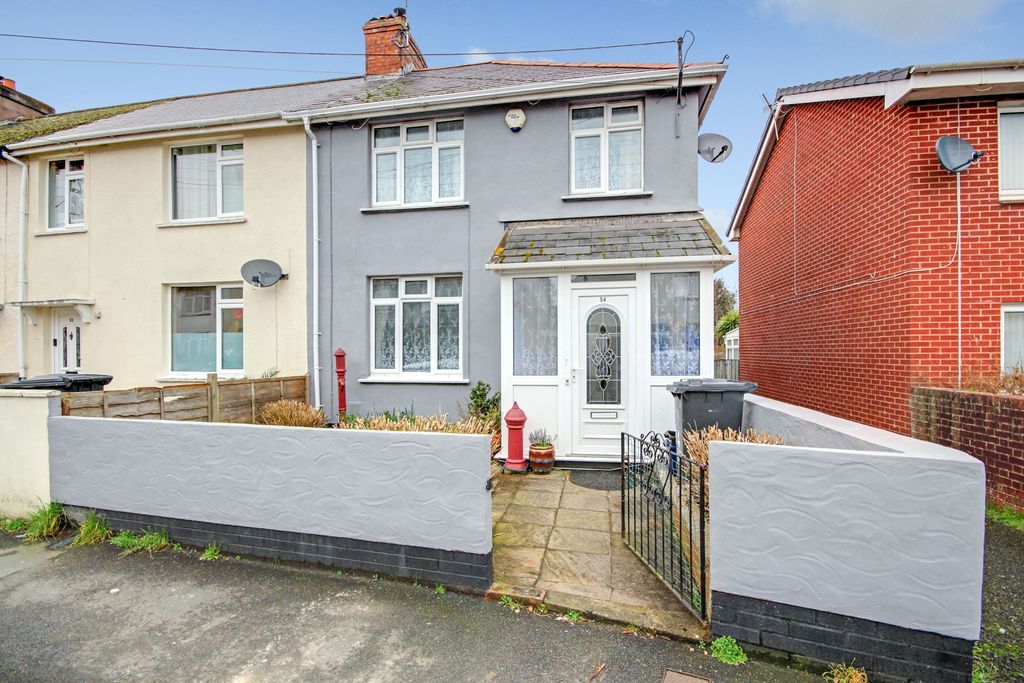 3 bed end terrace house for sale in Orchard Road, Barnstaple EX32 Zoopla