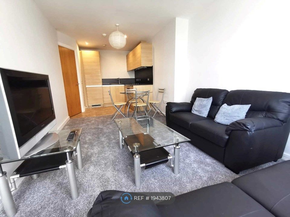 2 bed flat to rent in St. Martins Gate, Birmingham B2, £999 pcm Zoopla