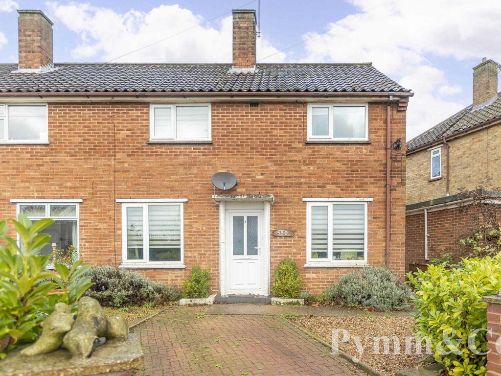 3 bed semidetached house for sale in Hall Road, Norwich NR4, £235,000