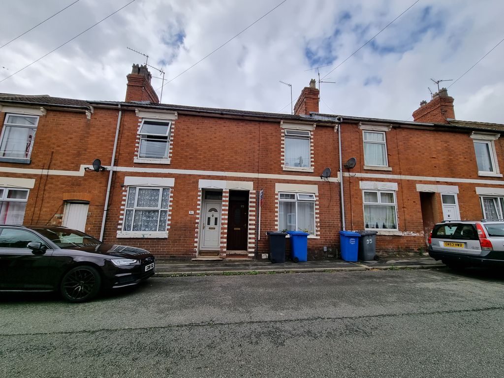 2 bed property to rent in Wellington Street, Kettering NN16, £850 pcm