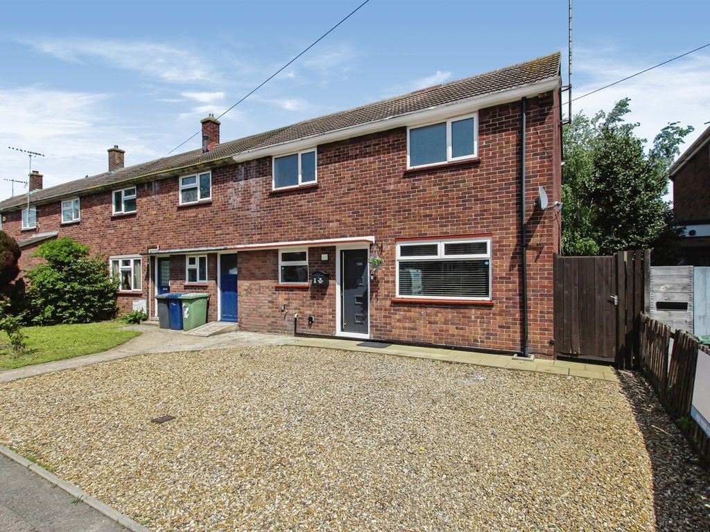 2 bed semidetached house for sale in Fortescue Road, Cambridge CB4, £