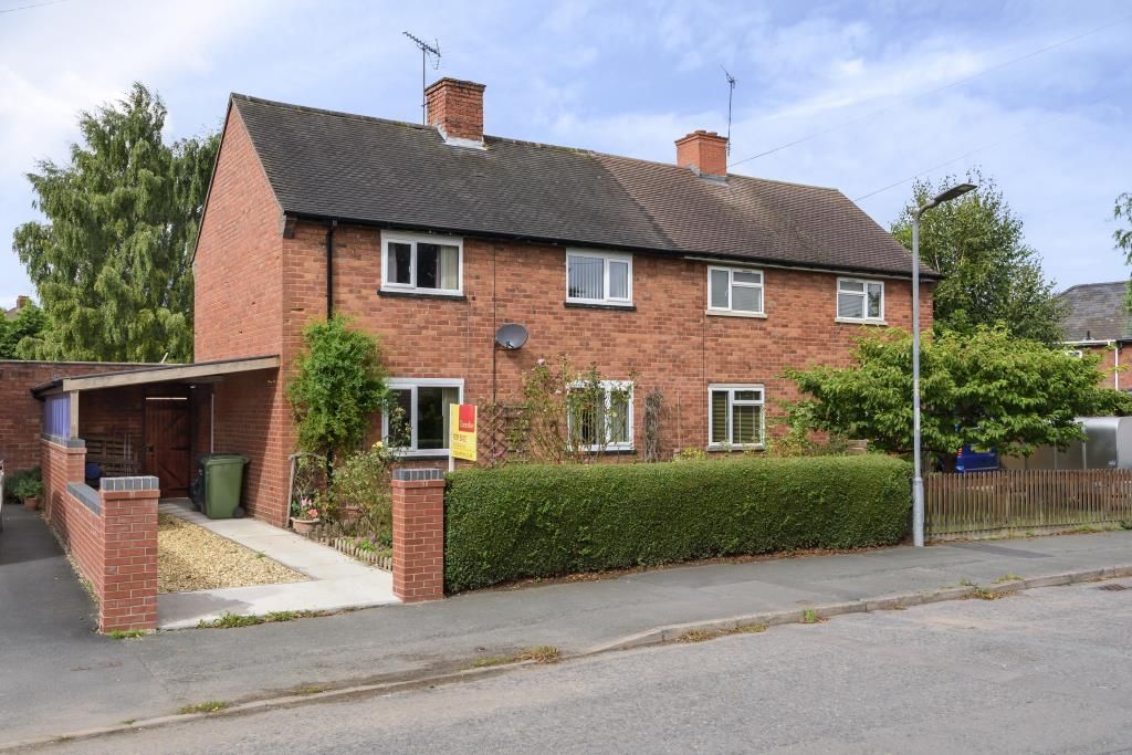 3 bed semidetached house for sale in Leominster, Herefordshire HR6