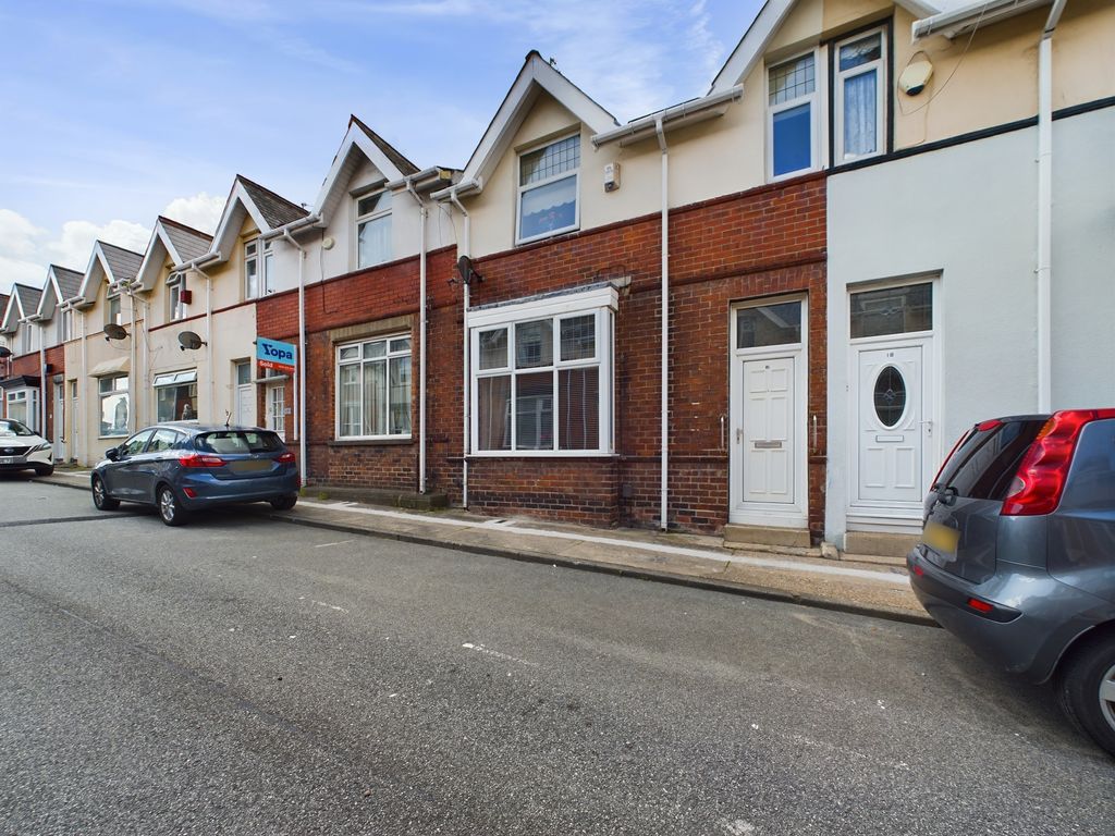 3 bed terraced house for sale in Fordland Place, Sunderland SR4, £