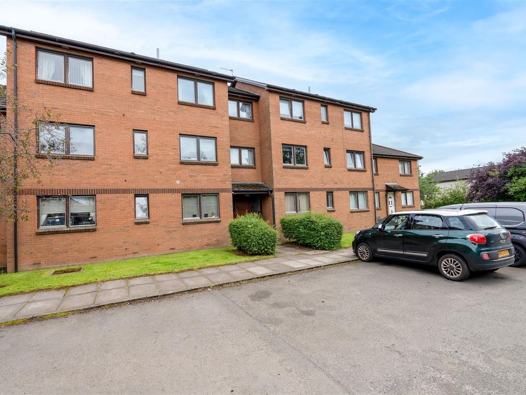 2 bed flat for sale in Whittagreen Court, Newarthill, Motherwell ML1, £69,995 Zoopla