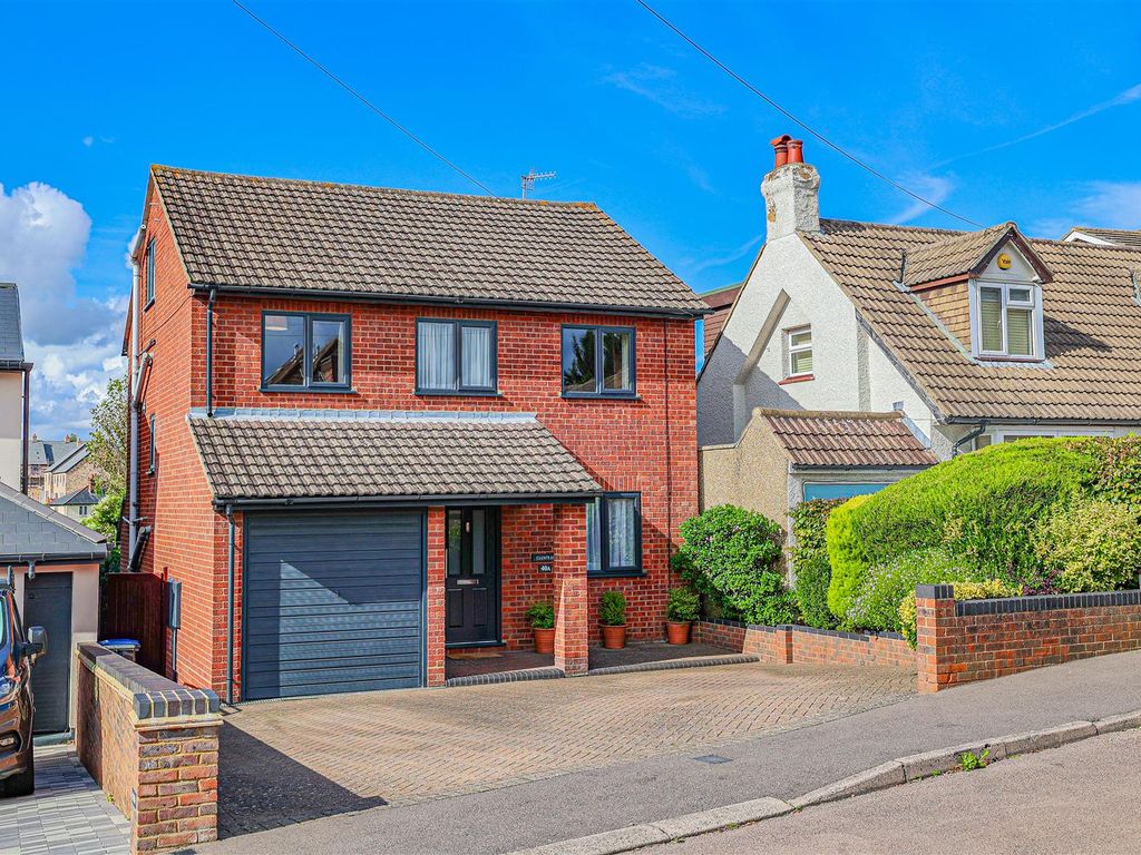 4 bed detached house for sale in Newell Road, Hemel Hempstead HP3, £675,000 Zoopla