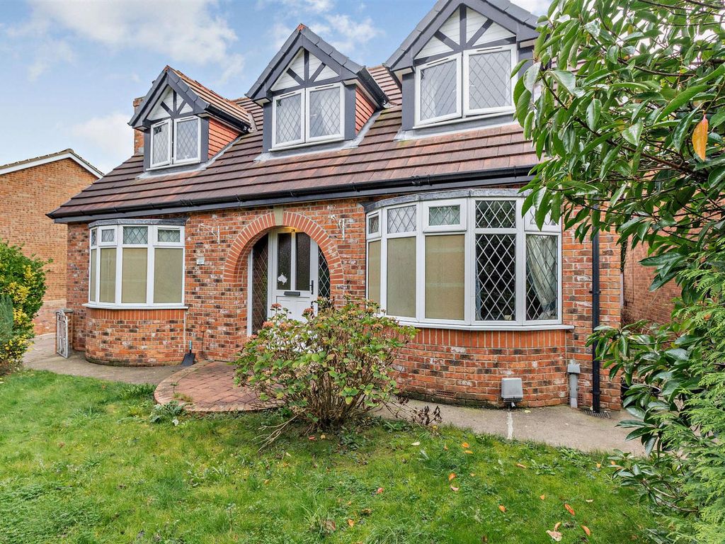 4 bed detached house for sale in Ashwell Close, Shafton, Barnsley S72