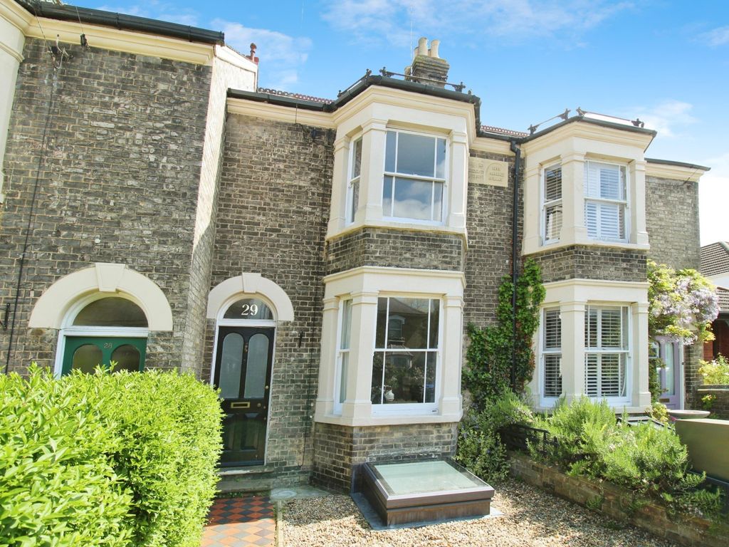 3 bed terraced house for sale in Albert Crescent, Bury St. Edmunds IP33