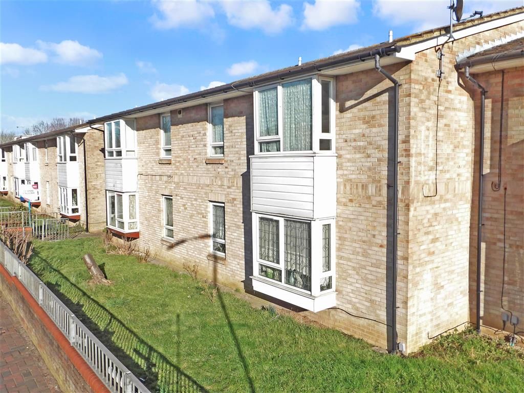 1 Bed Flat For Sale In Widgeons, Pitsea, Basildon, Essex SS13 - Zoopla