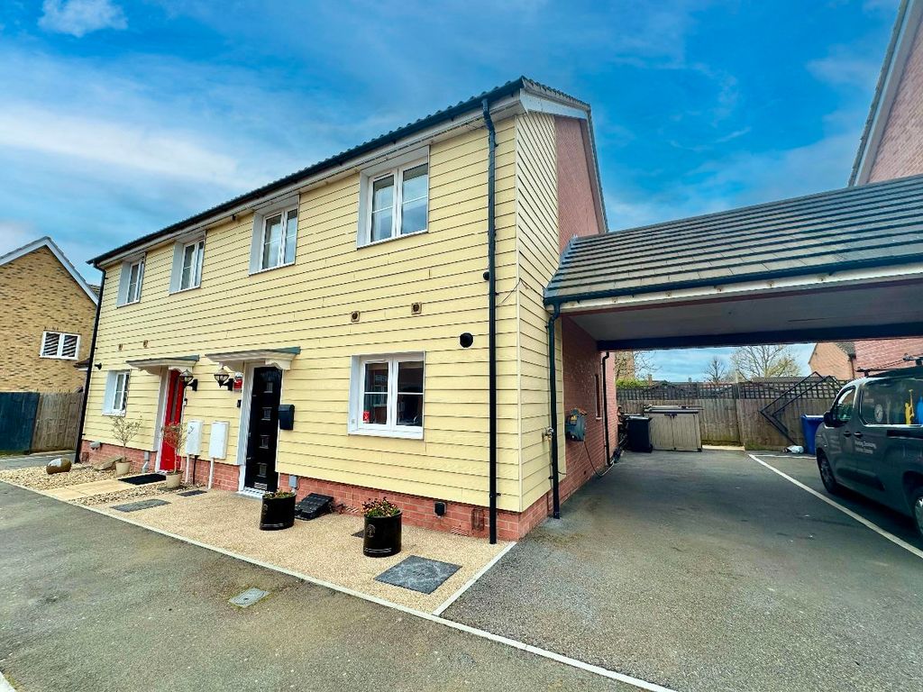 3 bed semidetached house for sale in Small Heath Avenue, Romford RM3, £430,000 Zoopla