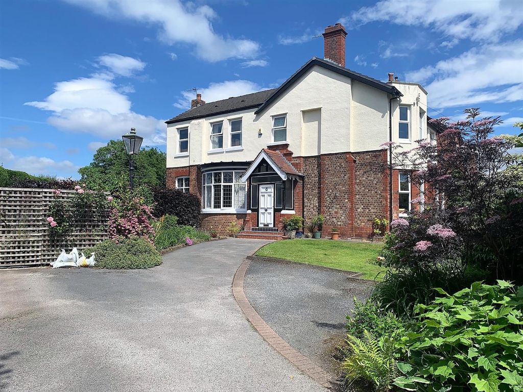 5 bed detached house for sale in Western Road, Flixton, Urmston