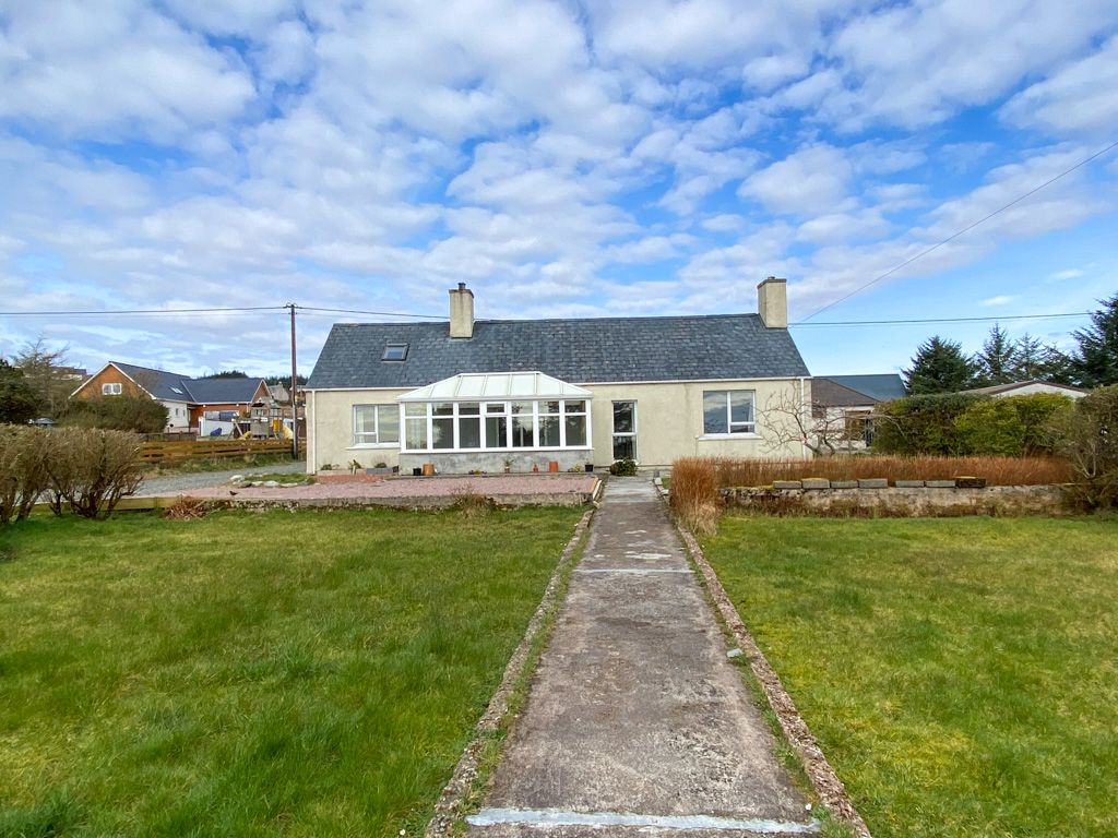 4 bed detached bungalow for sale in Newmarket, Isle Of Lewis HS2, £