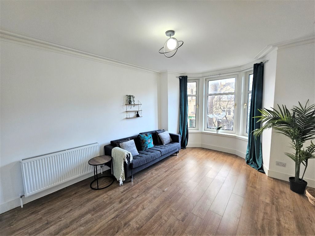 2 bed flat to rent in Victoria Road, Torry, Aberdeen AB11, £700 pcm